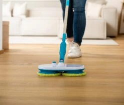 Mediashop Hurricane Floating Mop Elektrische Dweil - Oplaadbare Vloerwisser Voor Dweilen, Schrobben En Boenen - Met 2x 3 Microvezelpads -Leifheit Store 1200x1014 19