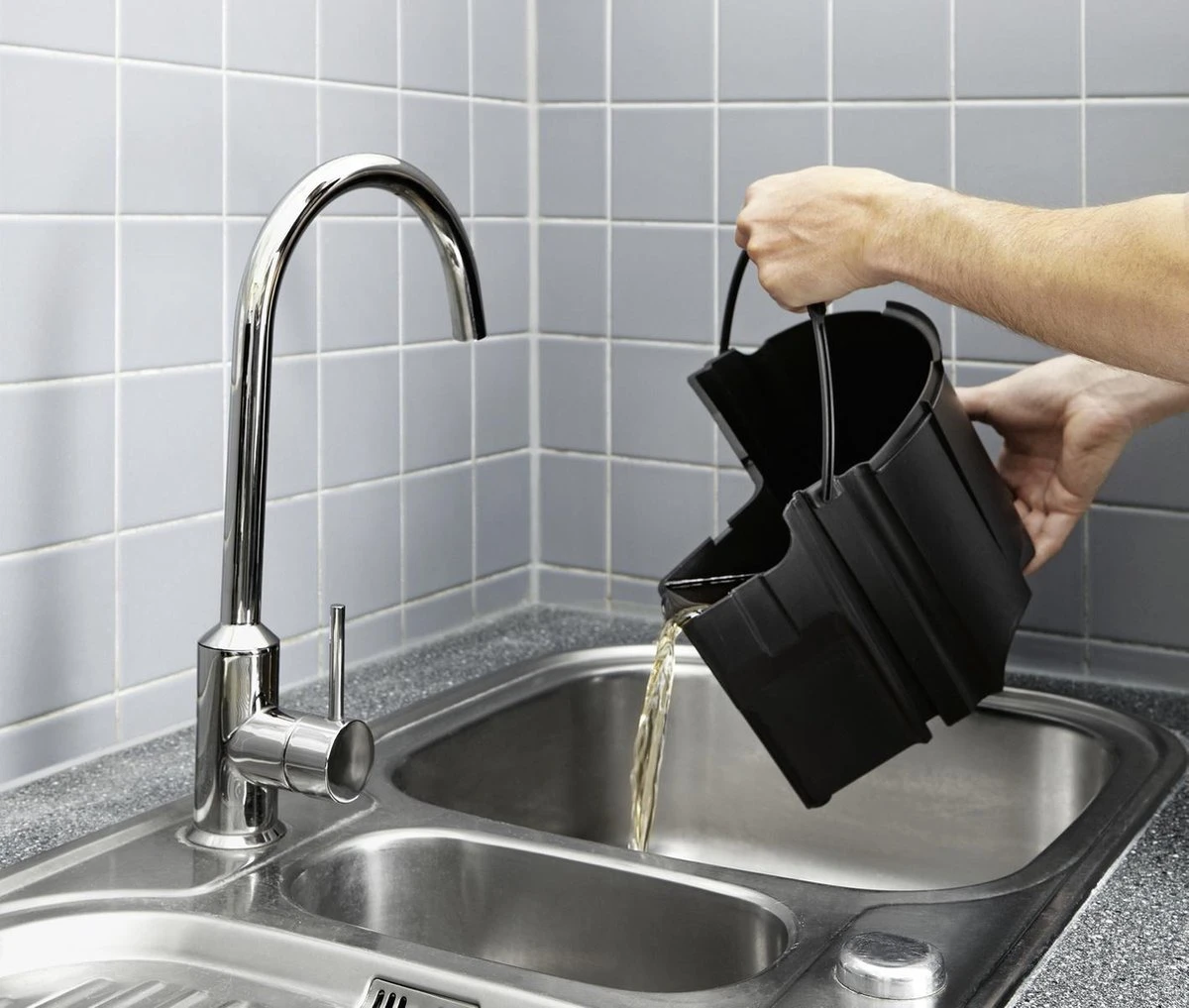 Kärcher SE 6.100 Tapijtreiniger - 1400W - 4L - Nat En Droog 6 Kärcher SE 6.100 Tapijtreiniger - 1400W - 4L - Nat En Droog - Afbeelding 6