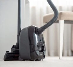 Zilan Stofzuiger - Klein - Praktisch - Krachtig - Met Permanente Zak - 1200 Watt - HEPA Filter - Stofallergie -Leifheit Store 1200x1098 3