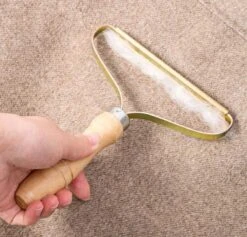 Merkloos Pluizenverwijderaar - Ontpluizer -Draagbare Lint Remover - Verwijdert Pluisjes - Voor Tapijt - Wollen Kleding - Makkelijk Mee Te Nemen -Leifheit Store 1200x1149 7