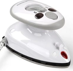 Trend24 - Strijkijzer - Stoomstrijkijzer - Reisstrijkijzer - Mini Strijkijzer - 420 W - Wit 32 Trend24 - Strijkijzer - Stoomstrijkijzer - Reisstrijkijzer - Mini Strijkijzer - 420 W - Wit -Leifheit Store 1200x1169 11
