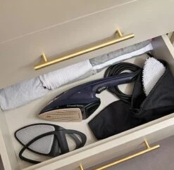 Russell Hobbs Steam Genie 2-in-1 Kledingstomer & Strijkijzer In 1 - 28370-56 23 Russell Hobbs Steam Genie 2-in-1 Kledingstomer & Strijkijzer In 1 - 28370-56 -Leifheit Store 1200x1176 12