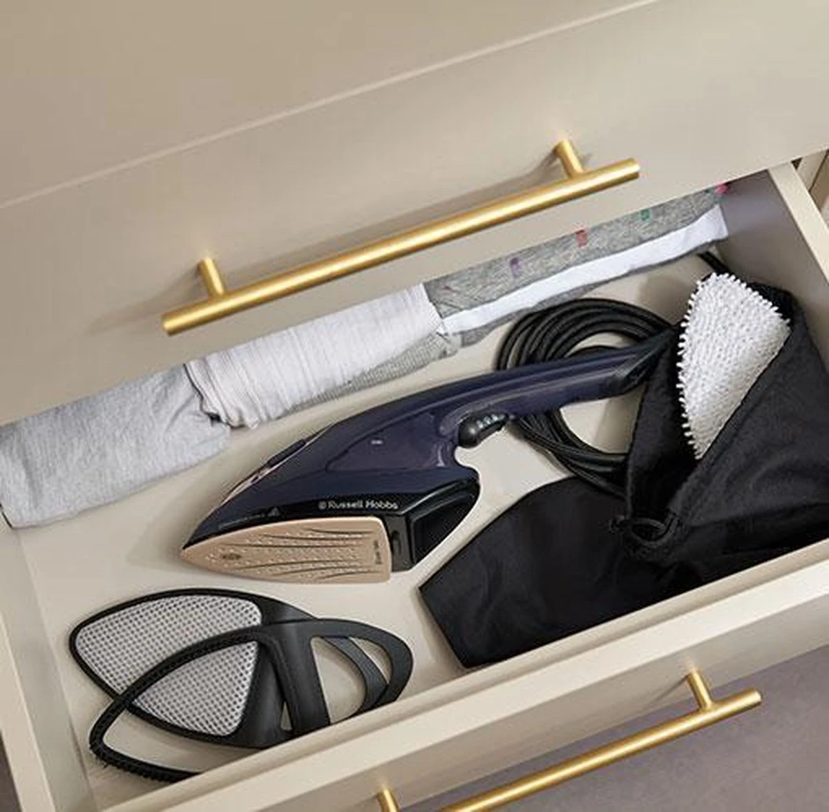 Russell Hobbs Steam Genie 2-in-1 Kledingstomer & Strijkijzer In 1 - 28370-56 12 Russell Hobbs Steam Genie 2-in-1 Kledingstomer & Strijkijzer In 1 - 28370-56 - Afbeelding 12