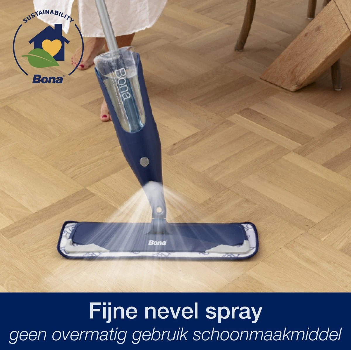 Bona Premium Spray Mop - Alles-in-1 Dweilsysteem - Vloerwisser Inclusief Houten Vloer Reiniger & Microvezel Reinigingspad - Streeploos - Sneldrogend 5 Bona Premium Spray Mop - Alles-in-1 Dweilsysteem - Vloerwisser Inclusief Houten Vloer Reiniger & Microvezel Reinigingspad - Streeploos - Sneldrogend - Afbeelding 5