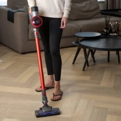 Infinity Goods Steelstofzuiger - Draadloos - 4-in-1 - Kruimelzuiger - Inclusief Accu En Oplader - 6500 PA Zuigkracht - Zonder Zak - Rood/Grijs -Leifheit Store 1200x1200 1107