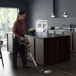 AEG AP81A25COM - Ultimate 8000 - Steelstofzuiger - Stofzuiger Draadloos - Zakloos - Dierenhaar -Leifheit Store 1200x1200 1226