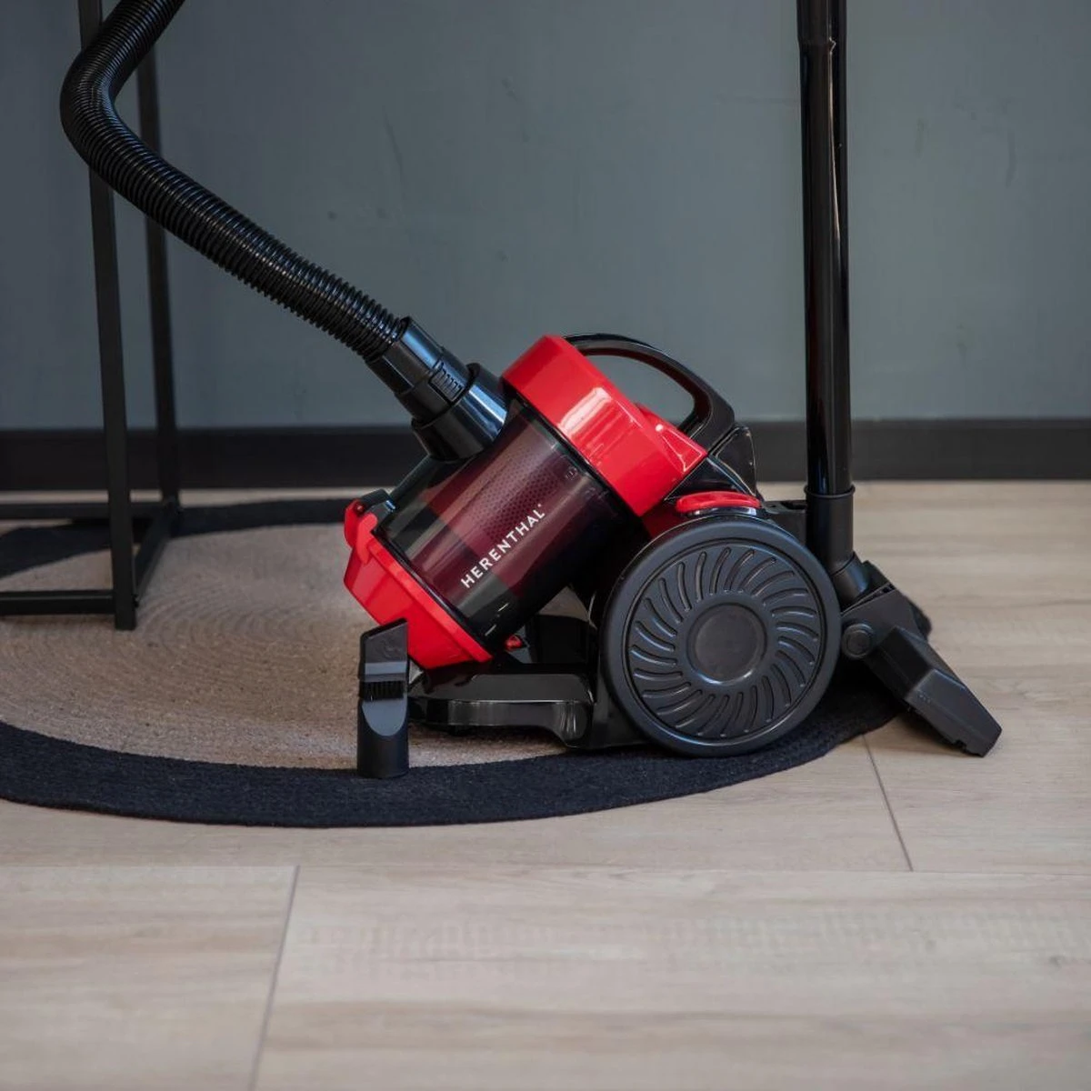 Herenthal Stofzuiger Met Cycloonfiltratiesysteem - 2 Liter 10 Herenthal Stofzuiger Met Cycloonfiltratiesysteem - 2 Liter - Afbeelding 10