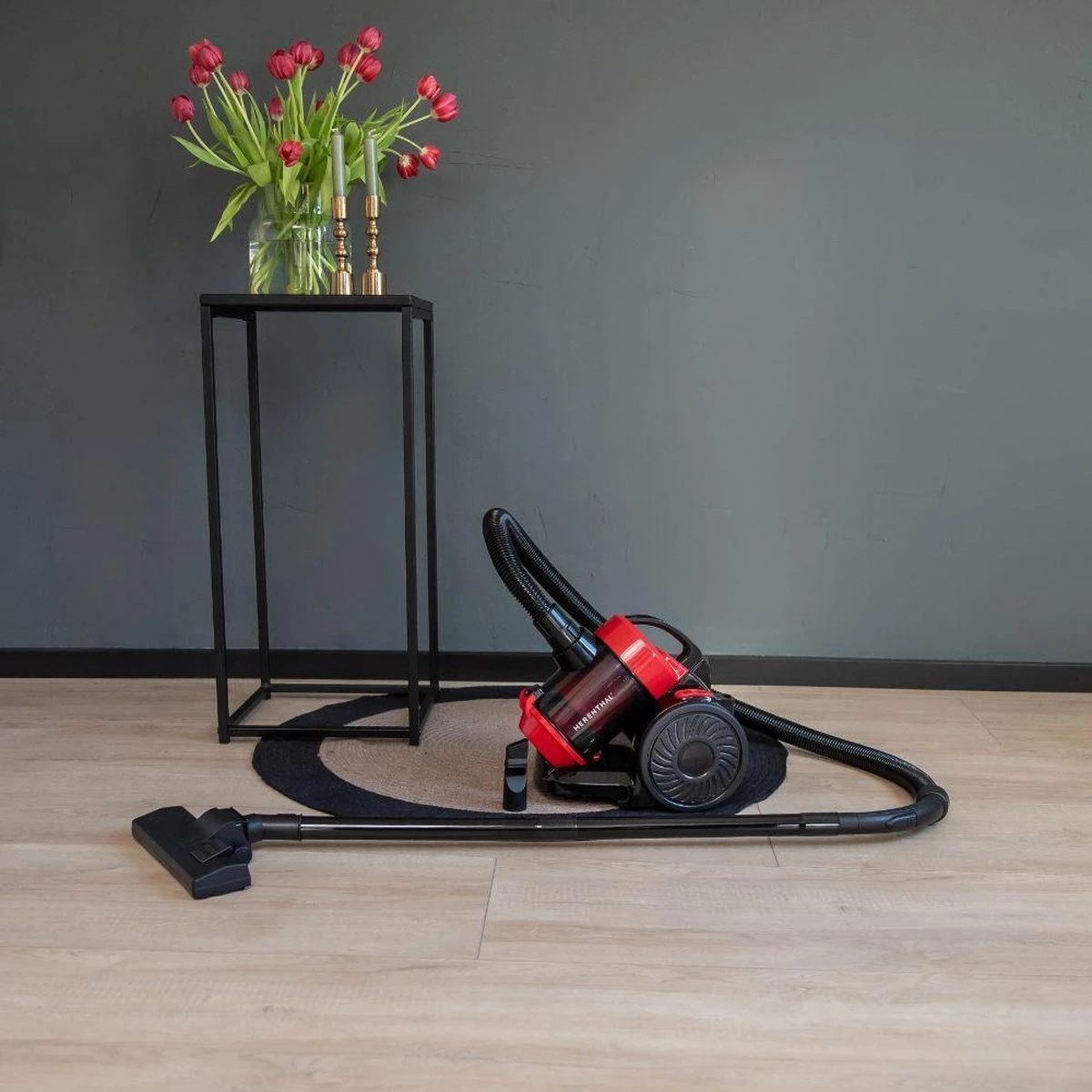 Herenthal Stofzuiger Met Cycloonfiltratiesysteem - 2 Liter 12 Herenthal Stofzuiger Met Cycloonfiltratiesysteem - 2 Liter - Afbeelding 12