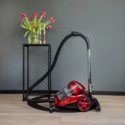 Herenthal Stofzuiger Zonder Zak - 3 Liter - Cyclonische Stofzuiger - Stofzuigers - 5 Niveaus Filtering- Sterke Zuigkracht - Vacuum Cleaner - Compact En Licht - Gemakkelijk Schoon Te Maken - Rood -Leifheit Store 1200x1200 1823