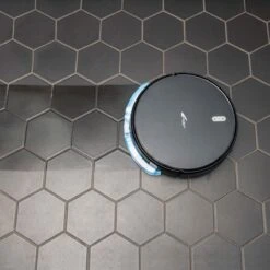 Zoef Robot Anna Met Dweilsysteem AS20ZD - Robotstofzuiger - Met App En Slimme Navigatie - - Robotstofzuiger Met Laadstation - -Leifheit Store 1200x1200 2248