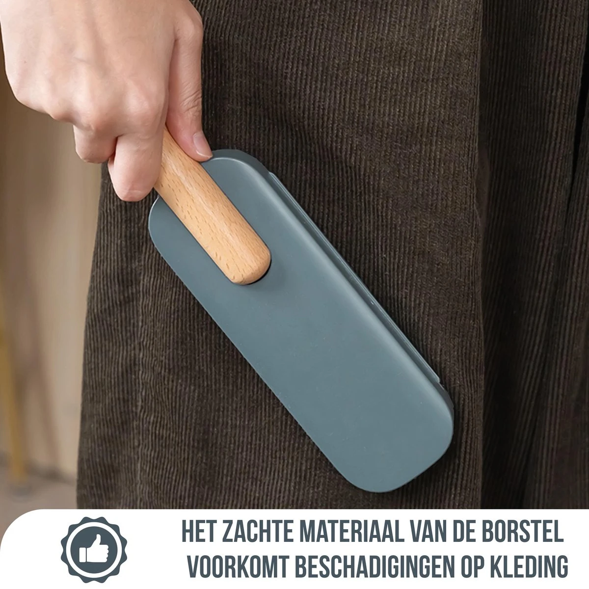 Bradey Stijlvolle Kledingborstel - Pluizenverwijderaar - Pluizenborstel - Huisdierhaar Verwijderaar - Hondenhaar - Kattenhaar - Kleur Tiffany 4 Bradey Stijlvolle Kledingborstel - Pluizenverwijderaar - Pluizenborstel - Huisdierhaar Verwijderaar - Hondenhaar - Kattenhaar - Kleur Tiffany - Afbeelding 4