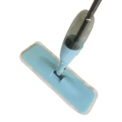Vloermop Microvezel Met Sprayfunctie - Benson Spray Mop Vloerwisser Lichtblauw/zilver -Leifheit Store 1200x1200 303