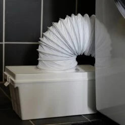 Scanpart Condens Opvangbak Voor Droger - Condensbox Voor Droogkast - Compleet - Inclusief 1.5 Meter Afvoerslang - Universeel -Leifheit Store 1200x1200 3239