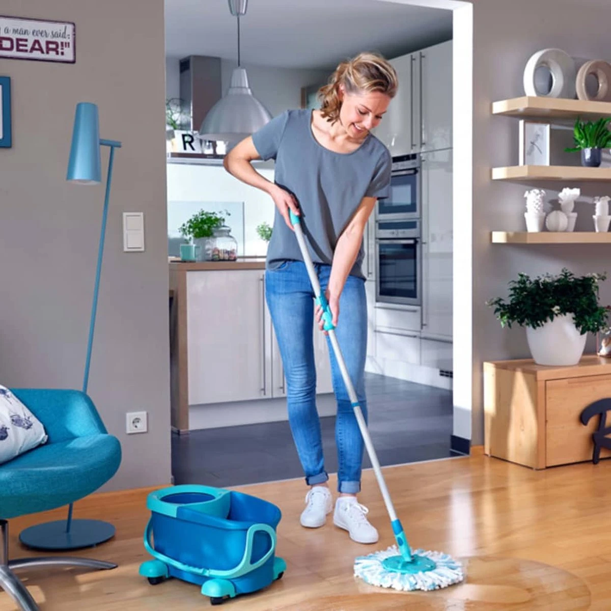 Leifheit Clean Twist Disc Mop Ergo - Dweil Set Compleet Systeem Met Wieltjes - 6 Liter 12 Leifheit Clean Twist Disc Mop Ergo - Dweil Set Compleet Systeem Met Wieltjes - 6 Liter - Afbeelding 12