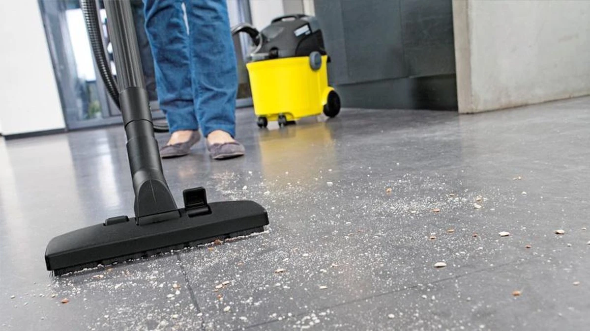 Kärcher SE 5.100 Tapijtreiniger - 1400W - 4L - Met Sproei-extractiemondstuk 4 Kärcher SE 5.100 Tapijtreiniger - 1400W - 4L - Met Sproei-extractiemondstuk - Afbeelding 4