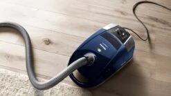 Miele Compact C2 PowerLine - Stofzuiger Met Zak - Marineblauw -Leifheit Store 1200x675 20
