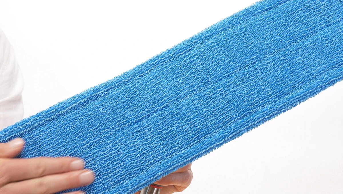 Nordic Stream Vloerwisser - Microvezel Dweil Met Steel - Quick Click Systeem - Douche - Badkamer - 46cm Wisbreedte 5 Nordic Stream Vloerwisser - Microvezel Dweil Met Steel - Quick Click Systeem - Douche - Badkamer - 46cm Wisbreedte - Afbeelding 5