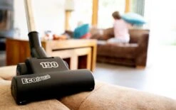 Numatic Hetty Eco Compact HET160 - Stofzuiger Met Zak - Met Extra Turboborstel - 10 Meter Snoer - Compleet Met Accessoires - Roze Henry -Leifheit Store 1200x752 2