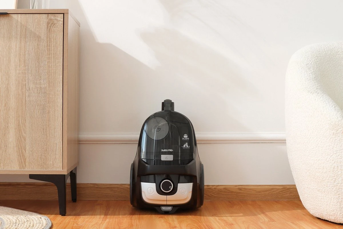 Swiss Pro+ | Stofzuiger Zonder Zak 1500W - Stofzuiger Cyclonische Vaccuum 1500W - 8.5 Meter Actieradius - Dier Vriendelijk - Nieuw Model - Limited Edition 10 Swiss Pro+ | Stofzuiger Zonder Zak 1500W - Stofzuiger Cyclonische Vaccuum 1500W - 8.5 Meter Actieradius - Dier Vriendelijk - Nieuw Model - Limited Edition - Afbeelding 10