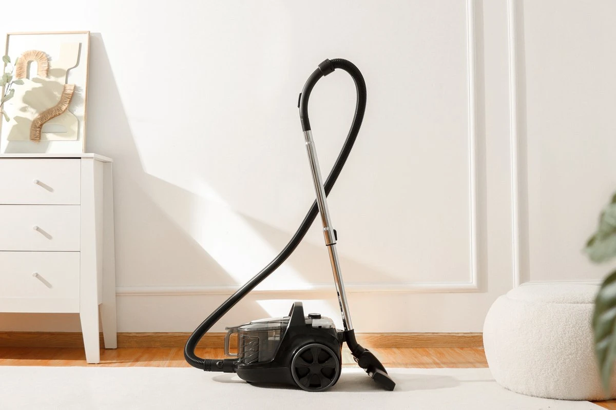 Swiss Pro+ | Stofzuiger Zonder Zak 1500W - Stofzuiger Cyclonische Vaccuum 1500W - 8.5 Meter Actieradius - Dier Vriendelijk - Nieuw Model - Limited Edition 15 Swiss Pro+ | Stofzuiger Zonder Zak 1500W - Stofzuiger Cyclonische Vaccuum 1500W - 8.5 Meter Actieradius - Dier Vriendelijk - Nieuw Model - Limited Edition - Afbeelding 15