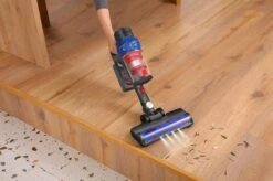 Swiss Pro+ Snoerloze Steelstofzuiger V8 29KPA Flexibele Steelstofzuigers Steelstofzuiger Draadloos Met Knik Kruimeldief Turbo Stand Led Verlichting In Mondstuk Sterke Zuigkracht 2023 Model -Leifheit Store 1200x799 131