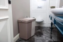 Motek® - Wasmand - 2 Vakken Met Deksel - Met Touch Deksel - Gemaakt Van 100% Gerecycled Kunststof - 80 L - Wasmand Met Deksel - Wassorteerder - Beige -Leifheit Store 1200x800 167