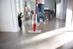 Vileda 1.2.Spray MAX - Vlakke Mop Met Sproeisysteem En Pad In Microvezels 25 Vileda 1.2.Spray MAX - Vlakke Mop Met Sproeisysteem En Pad In Microvezels -Leifheit Store 1200x800 37