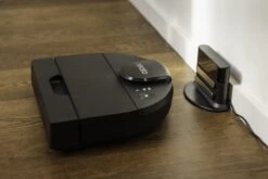 Neato® D9 Intelligente Robotstofzuiger - D-vormig Design, HEPA-filter, Lasermapping-navigatie - Bediening Via App - 200 Minuten Looptijd Met Automatisch Opladen/Hervatten - Zwart -Leifheit Store 1200x800 399