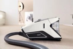 Miele Blizzard CX1 Excellence Ecoline - Lotuswit - Stofzuiger Zonder Zak -Leifheit Store 1200x817 8
