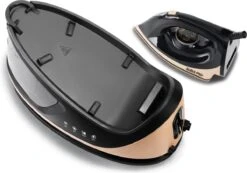 Swiss Pro+ -Stoomstrijkijzer Met Stoomgenerator - Iron - Keramische Zoolplaat - 2700W - Black/Gold - PefectCare Performer 20 Swiss Pro+ -Stoomstrijkijzer Met Stoomgenerator - Iron - Keramische Zoolplaat - 2700W - Black/Gold - PefectCare Performer -Leifheit Store 1200x839 7