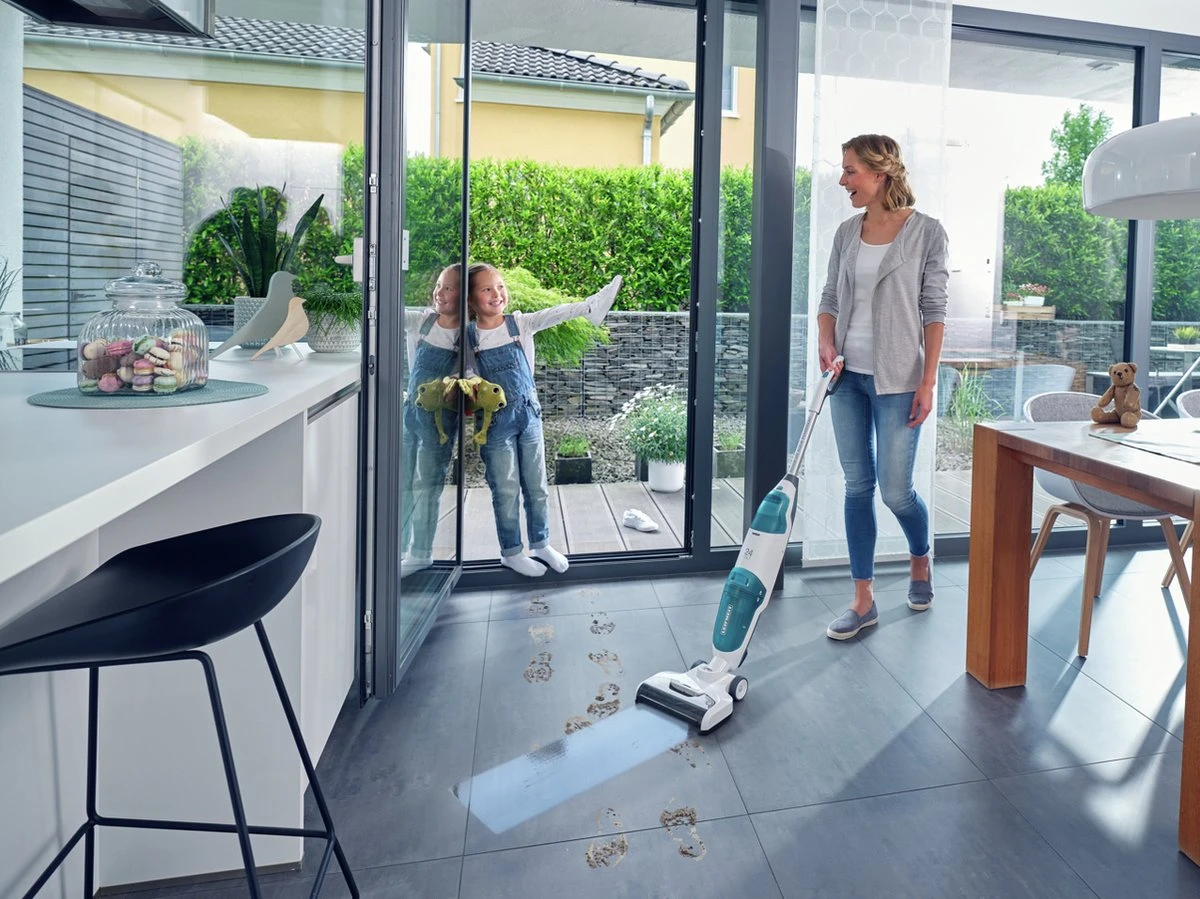 Leifheit Regulus Aqua PowerVac – Draadloze Vloerreiniger 2in1 2 Leifheit Regulus Aqua PowerVac – Draadloze Vloerreiniger 2in1 - Afbeelding 2