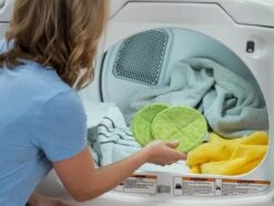 Mediashop Hurricane Floating Mop Elektrische Dweil - Oplaadbare Vloerwisser Voor Dweilen, Schrobben En Boenen - Met 2x 3 Microvezelpads -Leifheit Store 1200x903 1