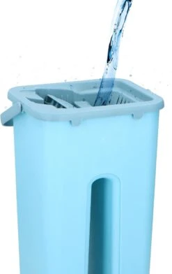 Alpina Platte Mop Met Emmer - Incl. 2 Microvezeldoeken - Voor Harde Vloeren - 360° Draaibaar -Leifheit Store 757x1200