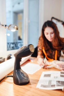 SteamOne S-Travel Kledingstomer - Zwart -Leifheit Store 801x1200 17