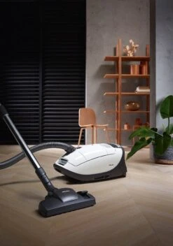 Miele Complete C3 Silence EcoLine - Stofzuiger Met Zak - Lotuswit -Leifheit Store 842x1200 5