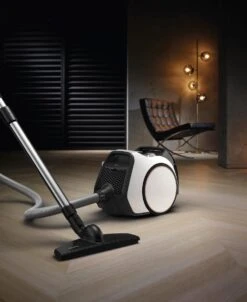 Miele Boost CX1 Parquet PowerLine Lotuswit - Stofzuiger Zonder Zak -Leifheit Store 981x1200 4